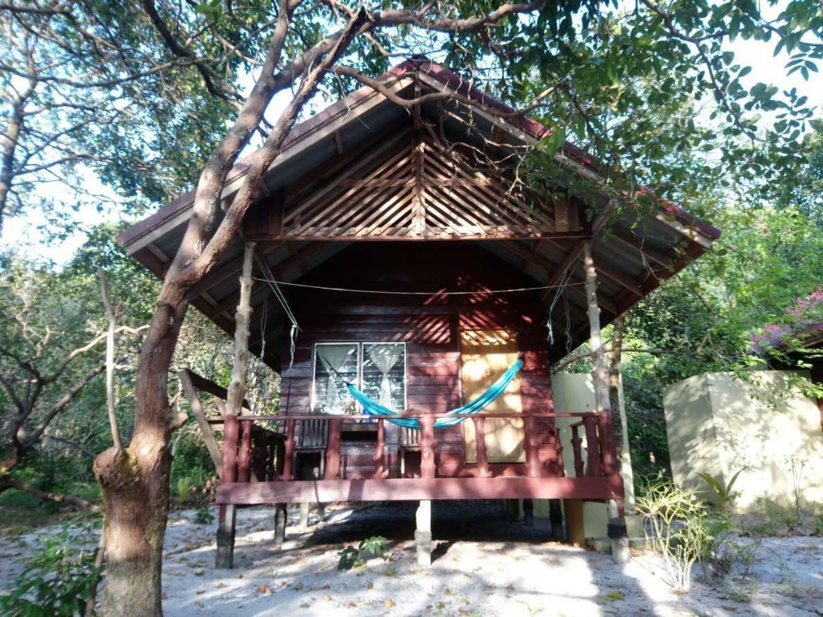 Lucky Resort Koh Phayam Exterior foto